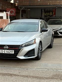 نیسان ئەلتیما